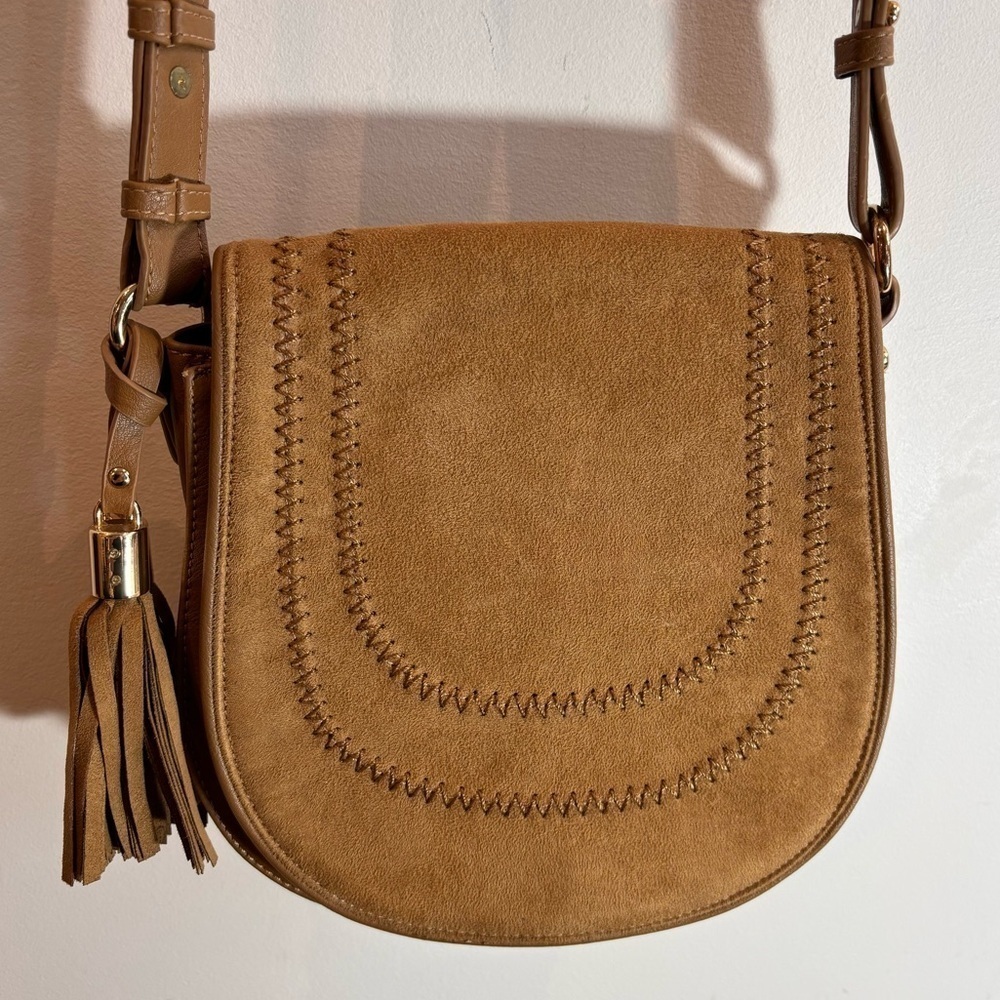 KENSIE Bohemian Boho Vegan Leather Saddle Style 2 Tassels Crossbody Bag Purse